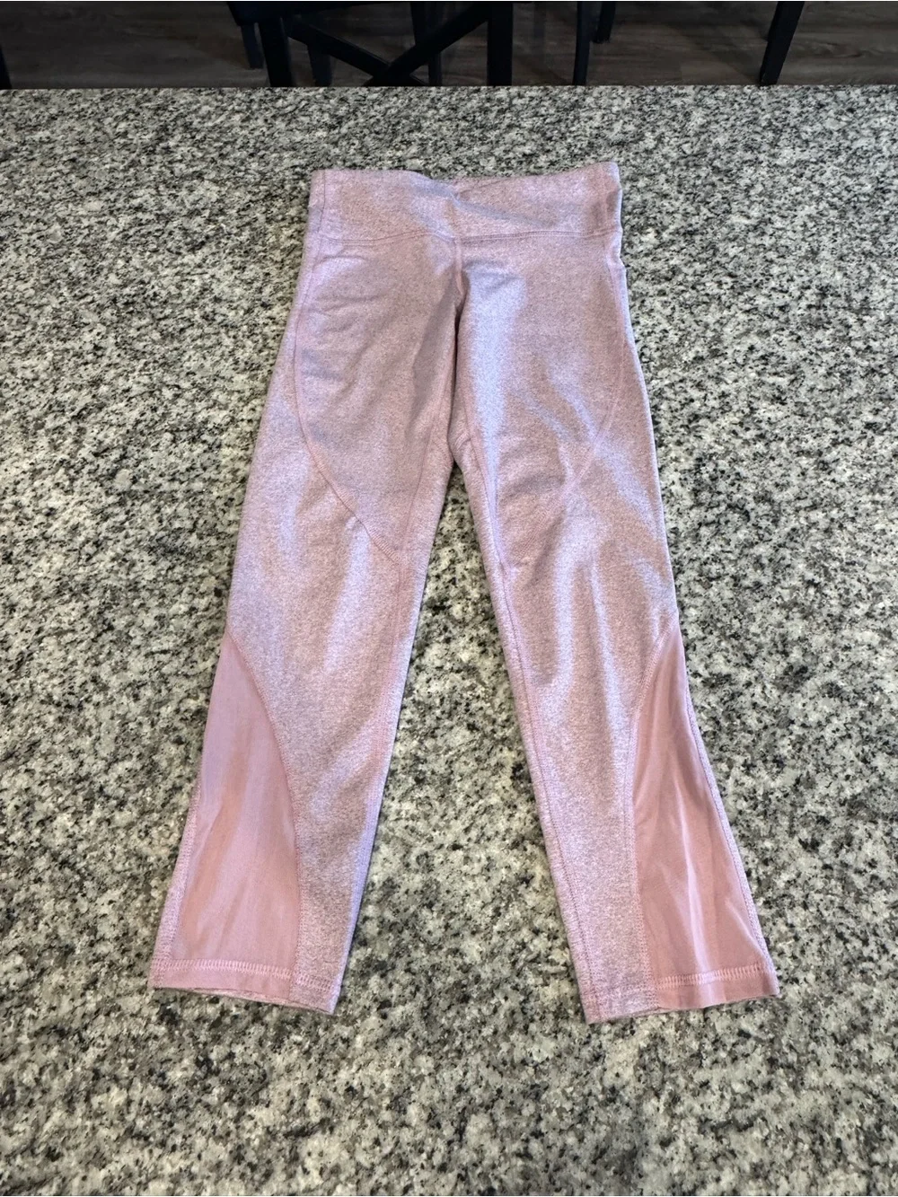Old Navy Girls PowerPress 7/8-Length Leggings.